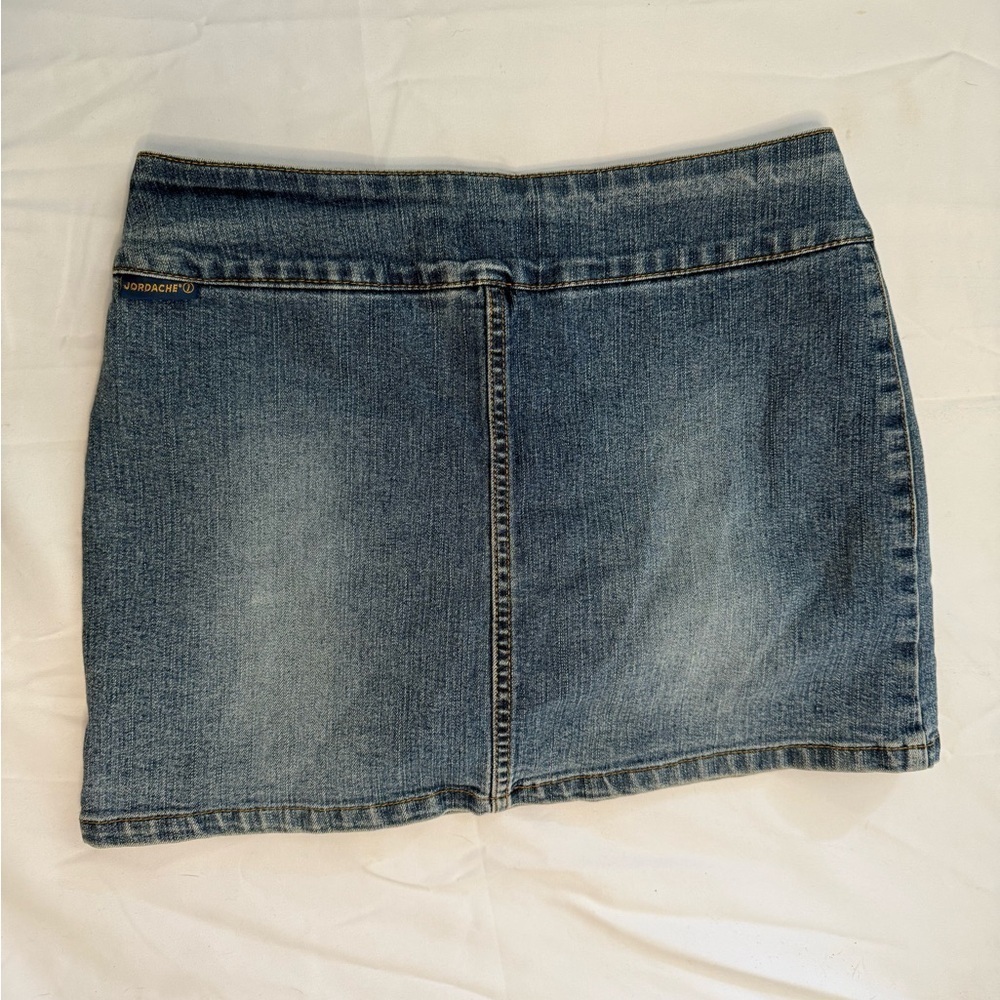 💙 Jordache Denim Mini Skirt – Size 3/4 – Y2K Icon Energy 💙 - Picture 2 of 8